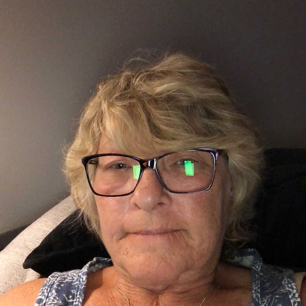 Meet your Posher, Sharon